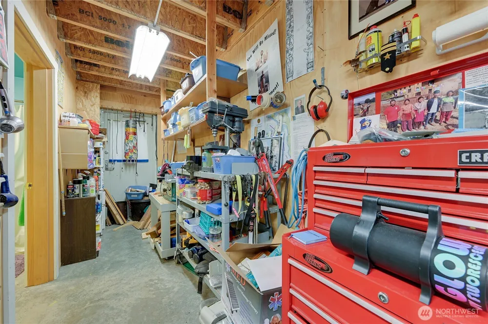 11285 Rhody Drive Port Hadlock, WA 98339