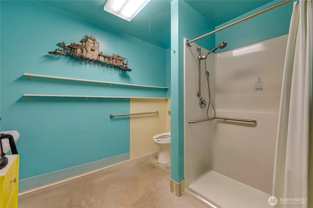 11285 Rhody Drive Port Hadlock, WA 98339