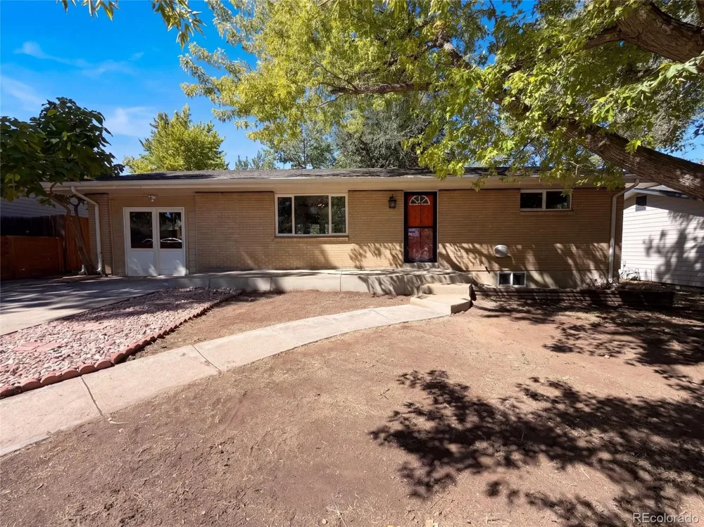 223 Orion Street Golden, CO 80401