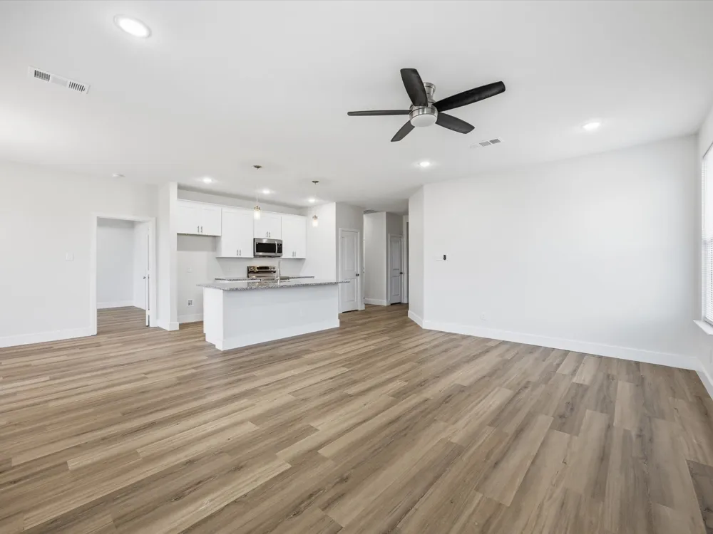 108 Couch Street Italy, TX 76651
