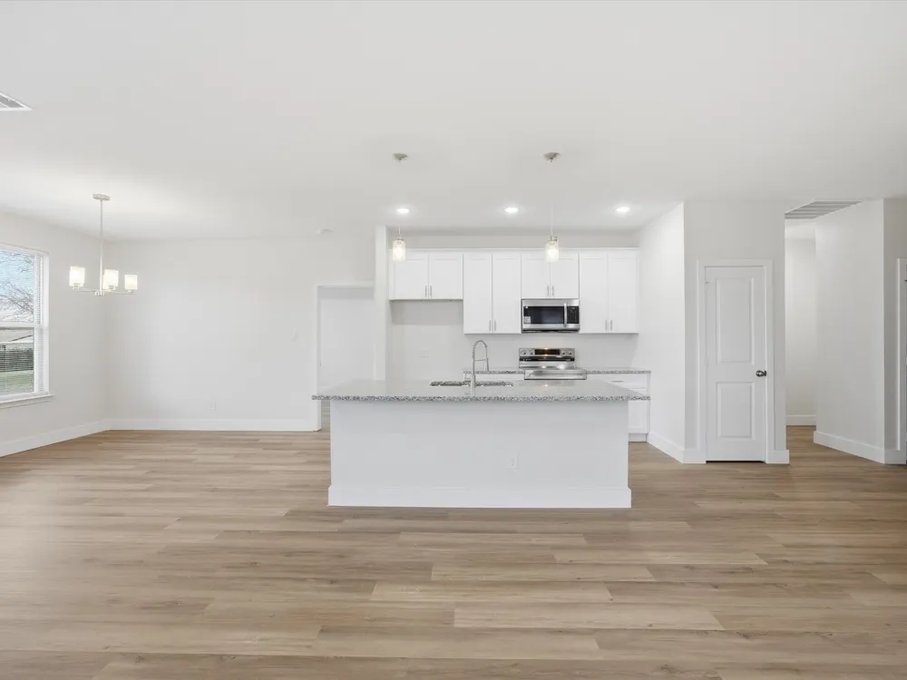 108 Couch Street Italy, TX 76651