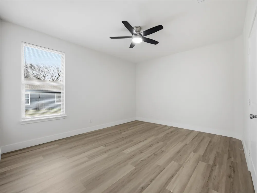 108 Couch Street Italy, TX 76651