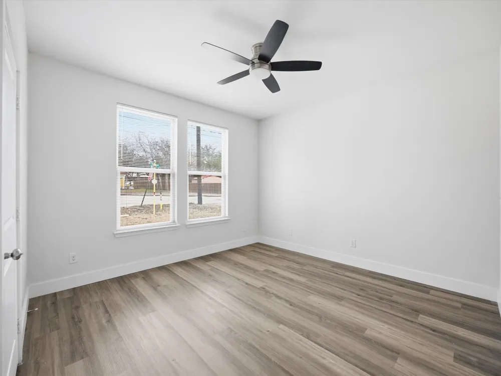 108 Couch Street Italy, TX 76651