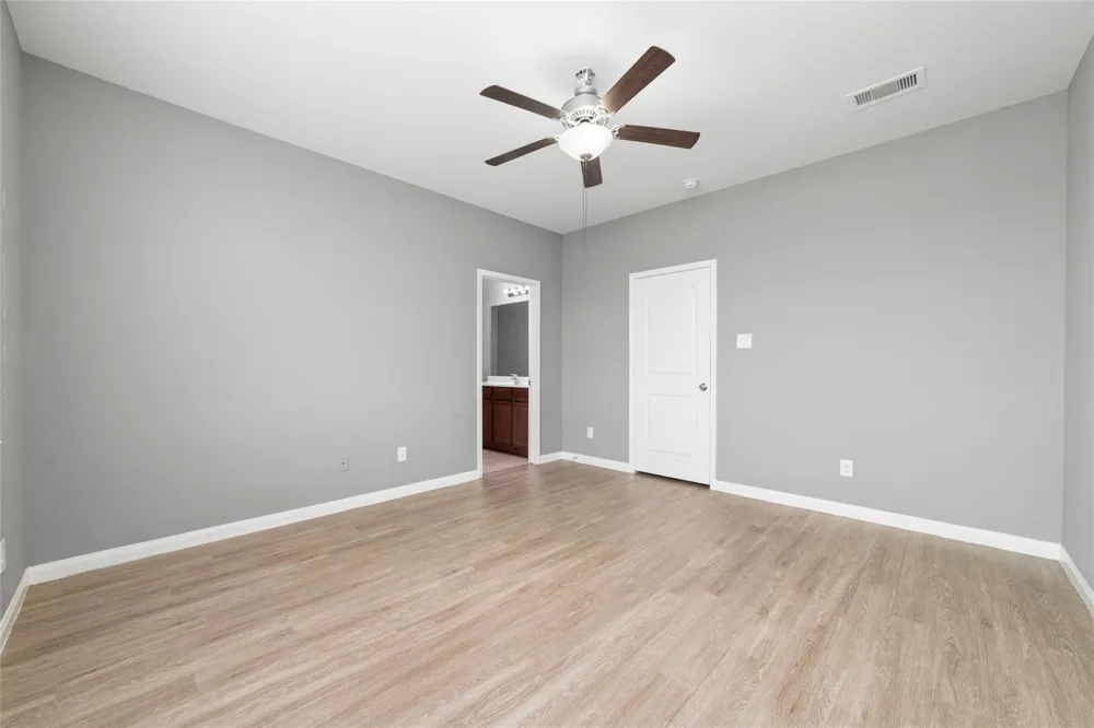 1077 Mule Ridge Drive Katy, TX 77493