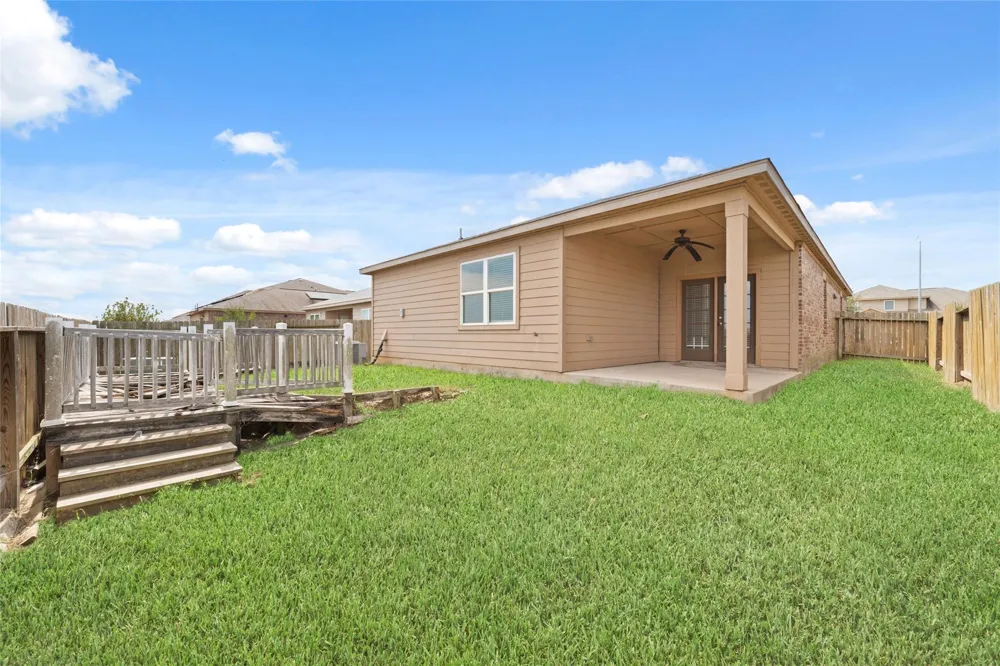 1077 Mule Ridge Drive Katy, TX 77493