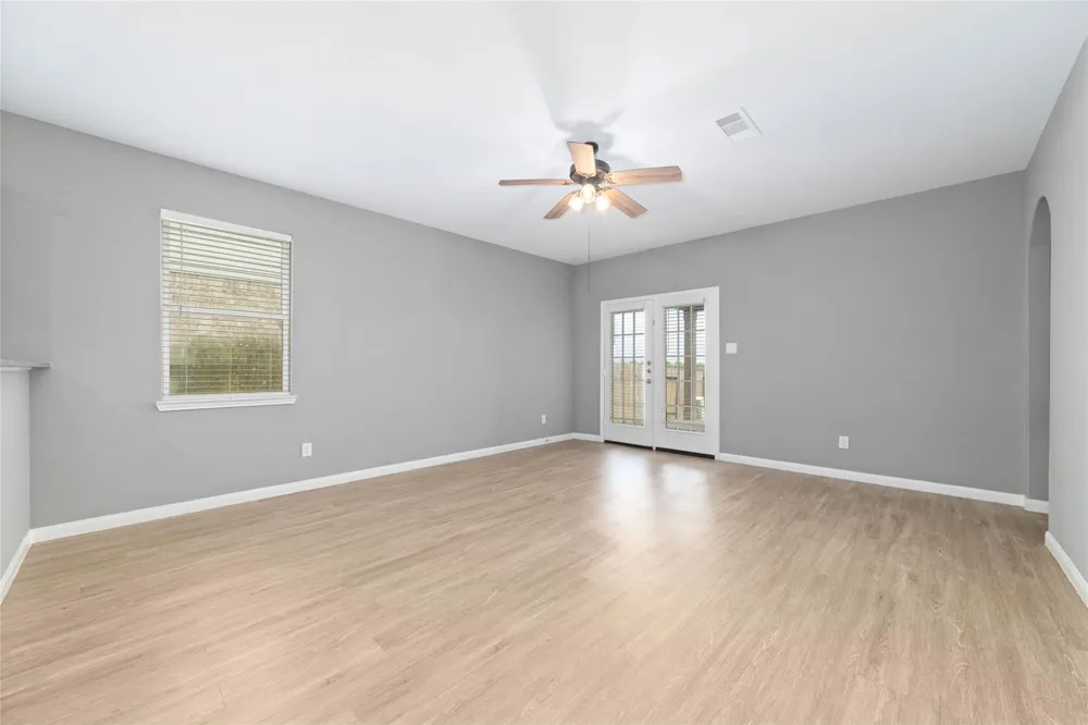 1077 Mule Ridge Drive Katy, TX 77493