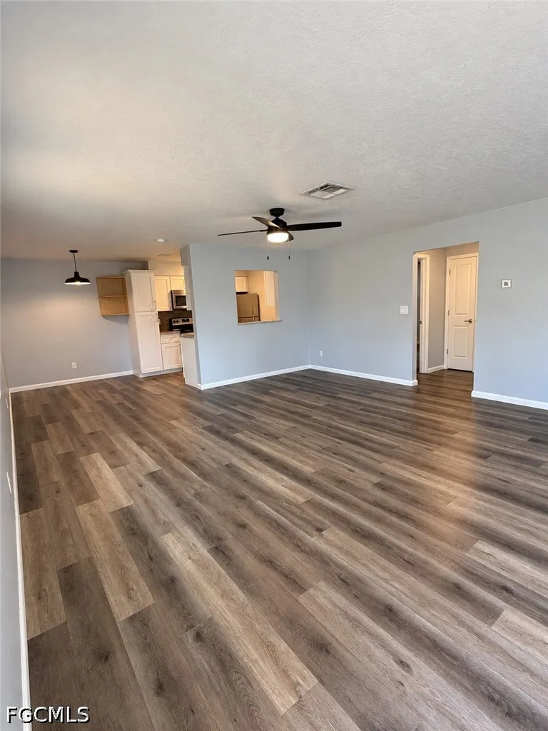 SE Santa Barbara Place #3 Cape Coral, FL 33904