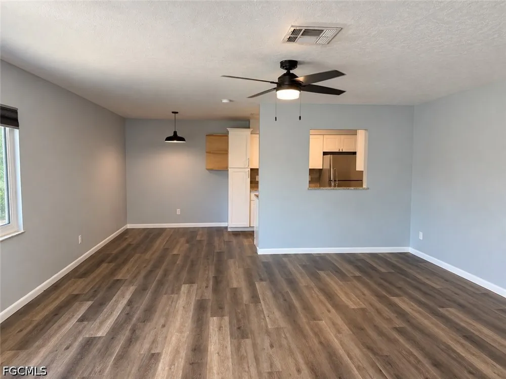 SE Santa Barbara Place #3 Cape Coral, FL 33904