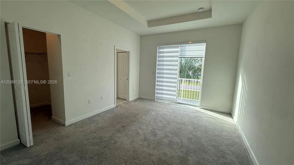 679 SE 13th St Cir Homestead, FL 33034