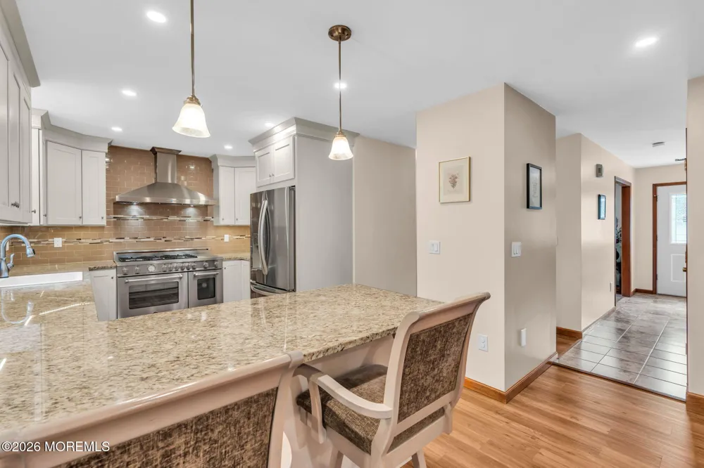 191 Edgemere Court Toms River, NJ 08755