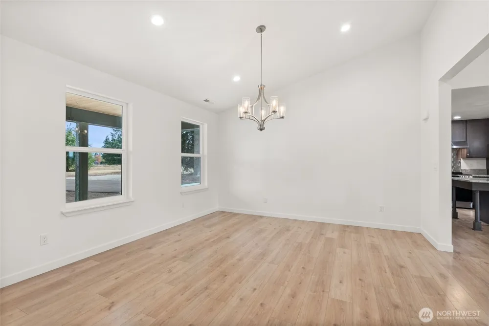 16735 Leitner Road SW Rochester, WA 98579