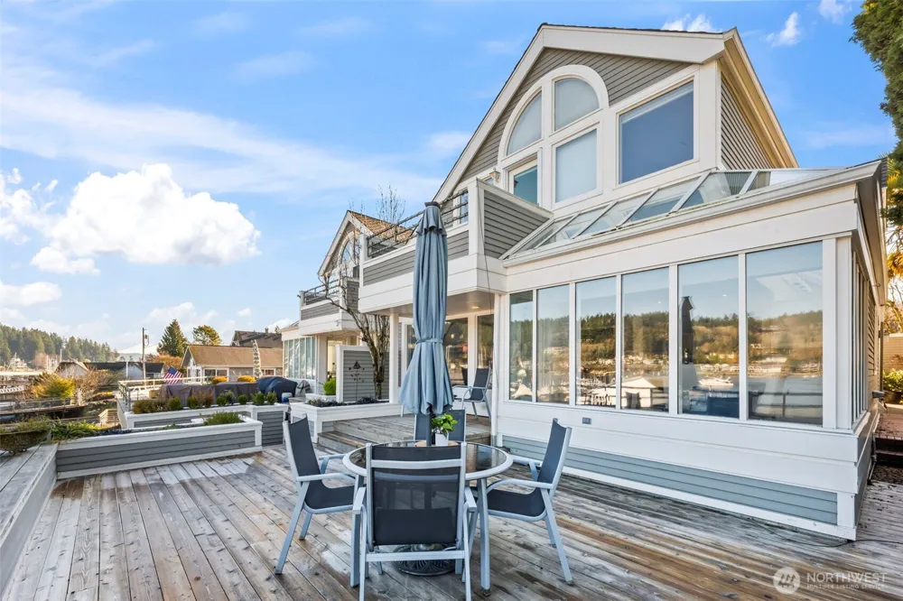 3503 Harborview Drive #2 Gig Harbor, WA 98332