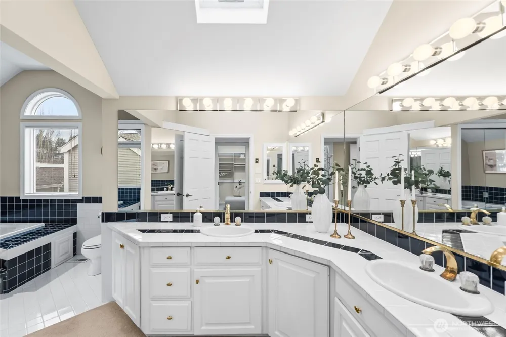 3503 Harborview Drive #2 Gig Harbor, WA 98332