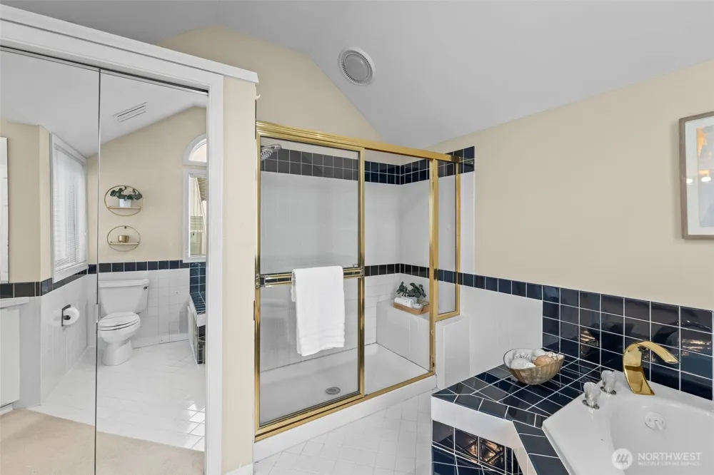 3503 Harborview Drive #2 Gig Harbor, WA 98332