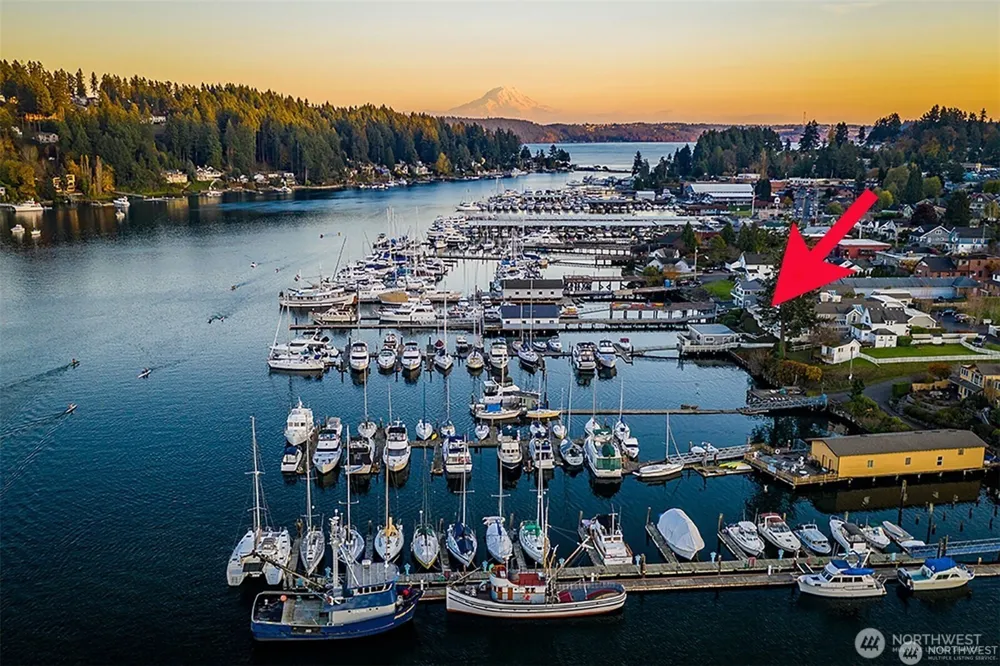 3503 Harborview Drive #2 Gig Harbor, WA 98332