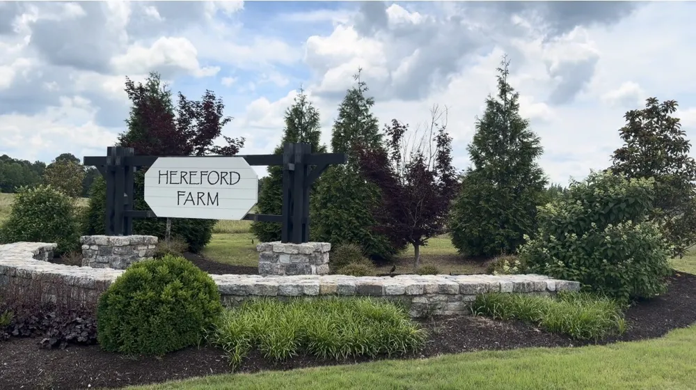 346 Hereford Farms Clarksville, TN 37043