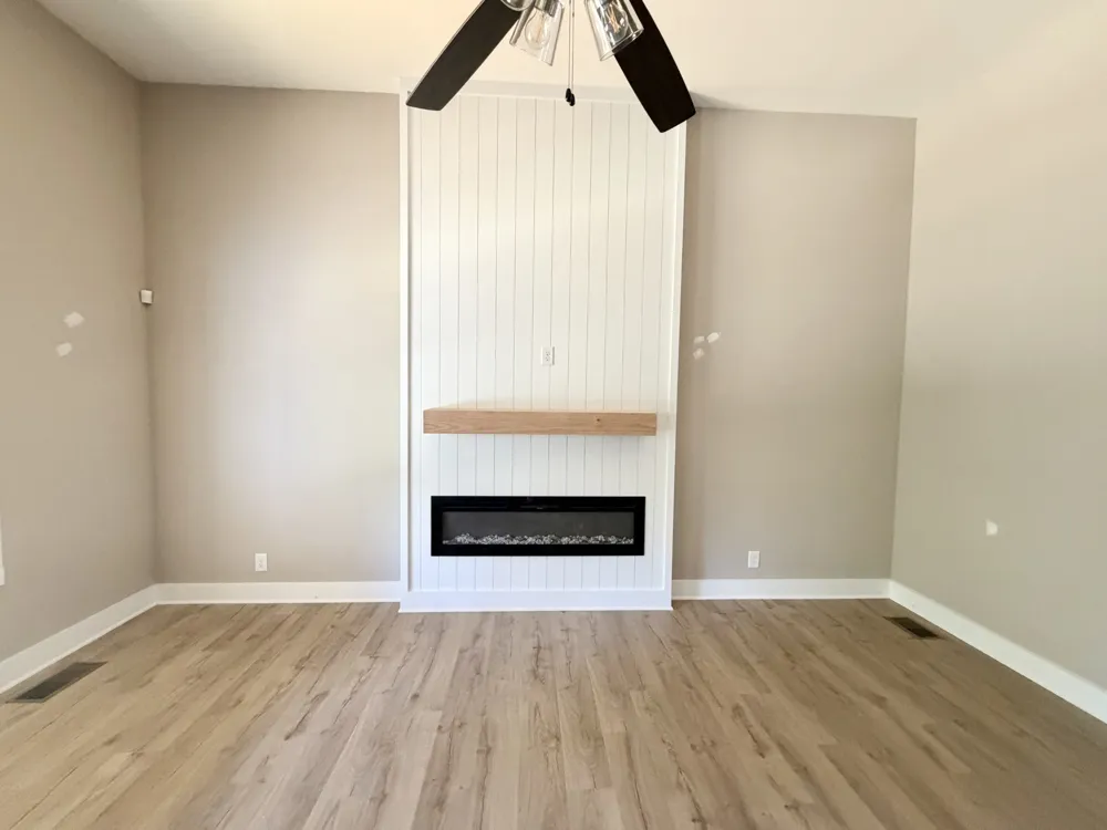 346 Hereford Farms Clarksville, TN 37043