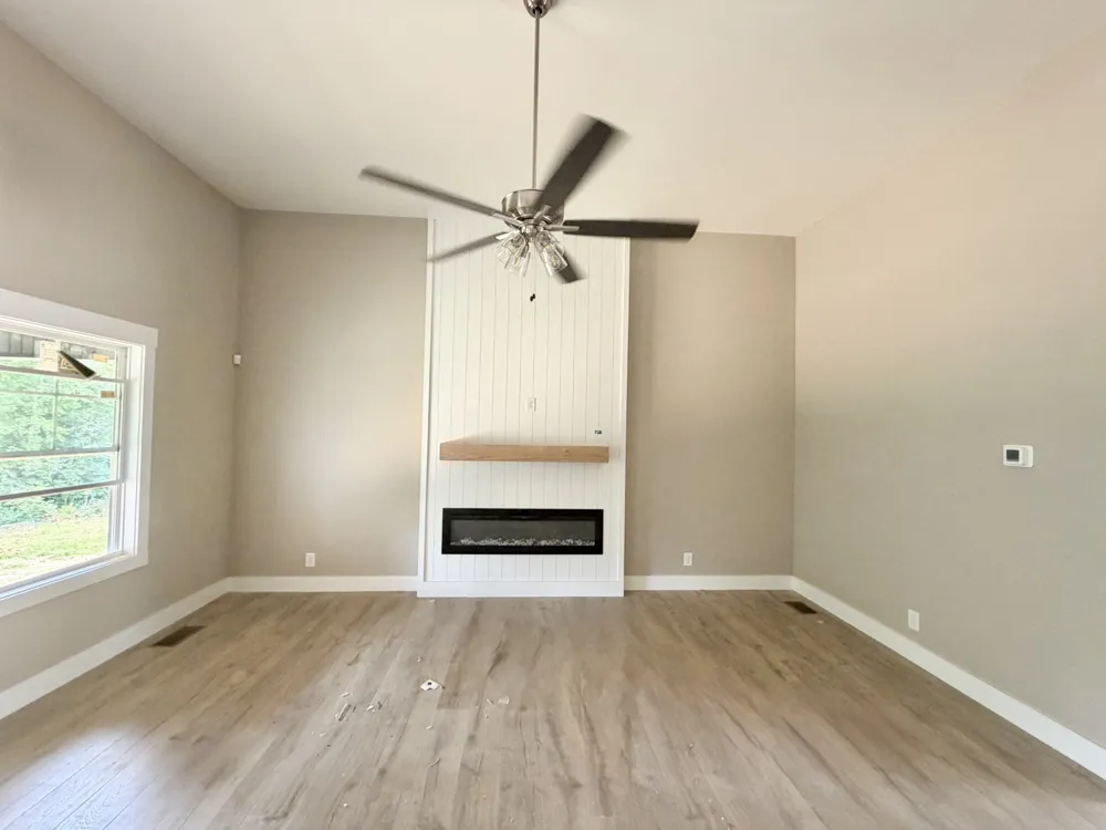 346 Hereford Farms Clarksville, TN 37043