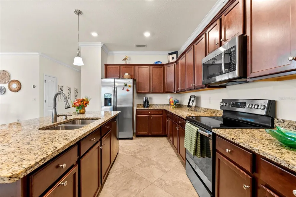 12501 CINQUETERRE DRIVE Venice, FL 34293