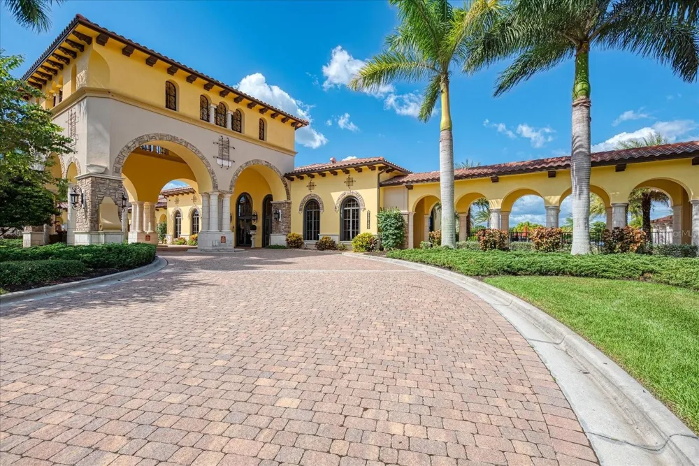 12501 CINQUETERRE DRIVE Venice, FL 34293