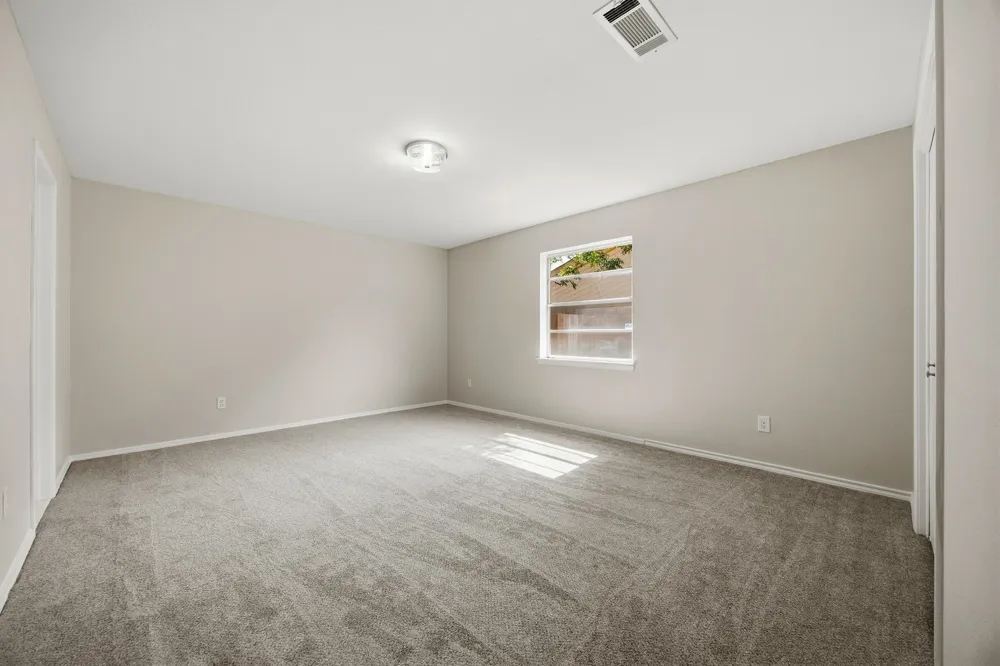 756 NW Charlyne Drive Burleson, TX 76028