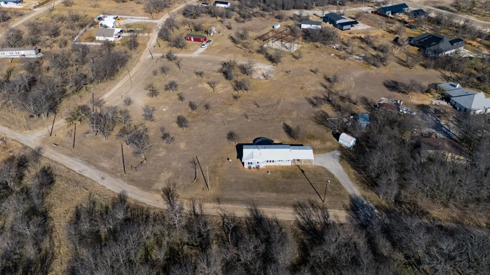 305 Cheyenne Drive Runaway Bay, TX 76426