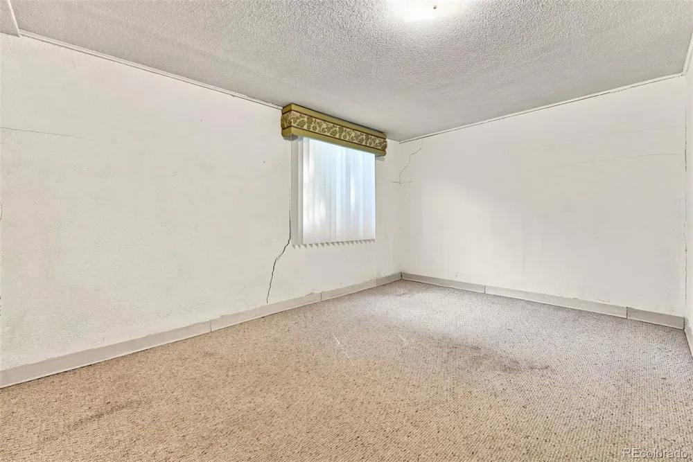 7630 W 24th Avenue Lakewood, CO 80214