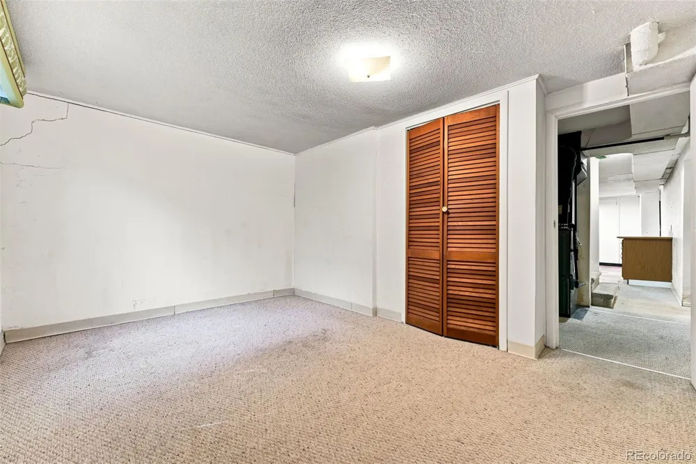 7630 W 24th Avenue Lakewood, CO 80214