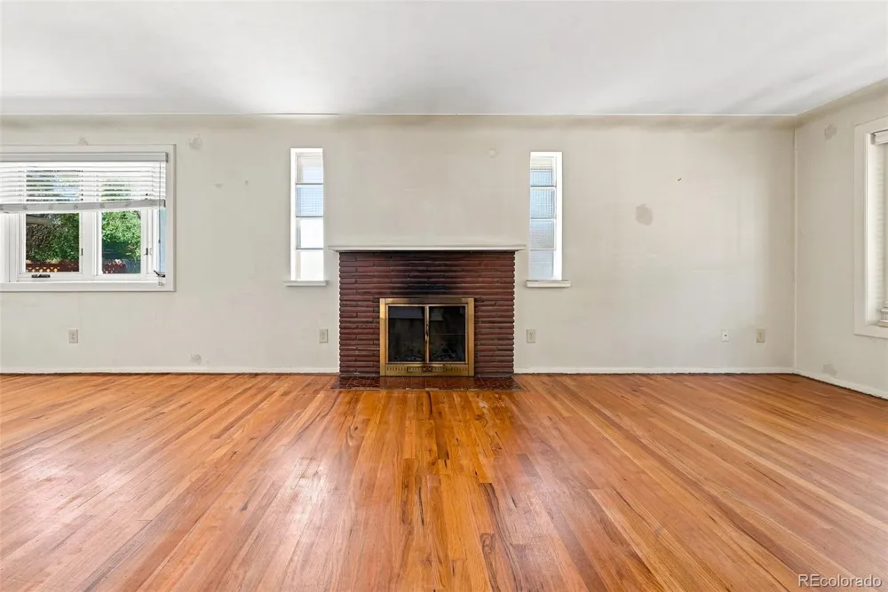 7630 W 24th Avenue Lakewood, CO 80214