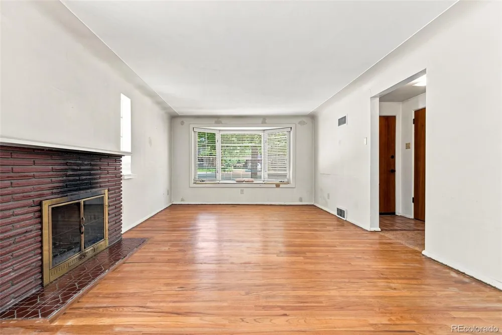 7630 W 24th Avenue Lakewood, CO 80214