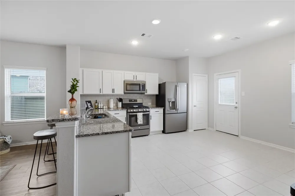 1523 Barras Street Alvin, TX 77511
