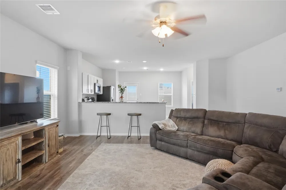 1523 Barras Street Alvin, TX 77511