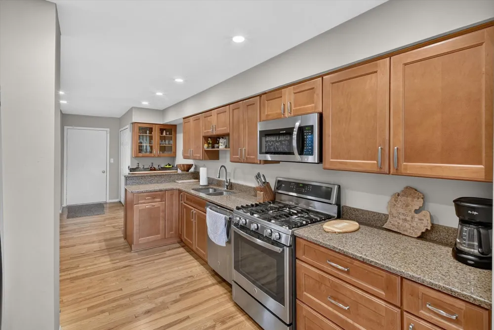 117 Ponds View Drive Ann Arbor, MI 48103
