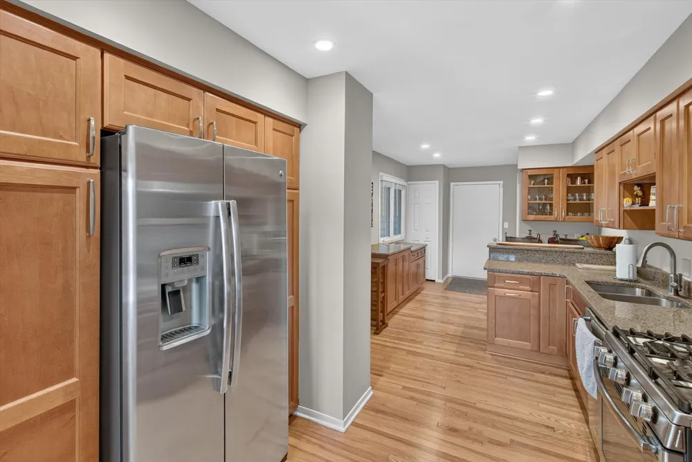 117 Ponds View Drive Ann Arbor, MI 48103
