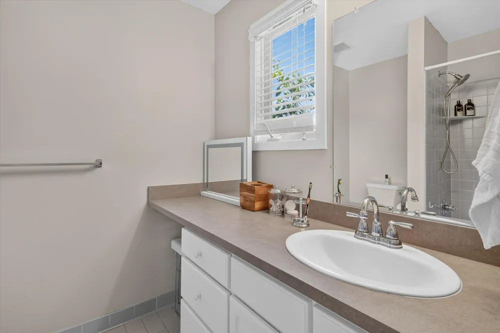 117 Ponds View Drive Ann Arbor, MI 48103