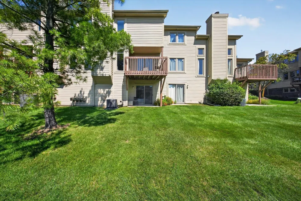117 Ponds View Drive Ann Arbor, MI 48103