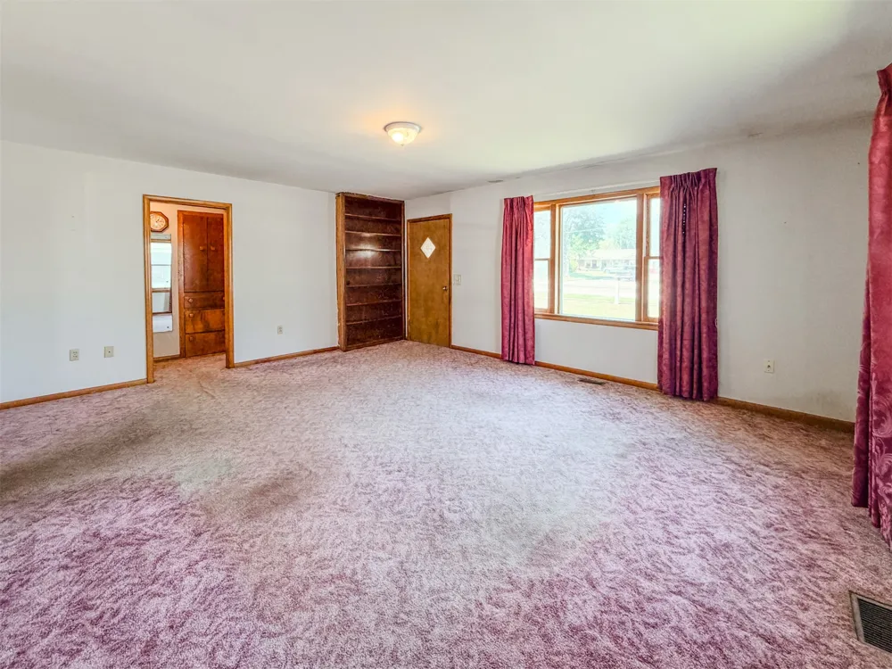 1121 W 4th Street Tahlequah, OK 74464
