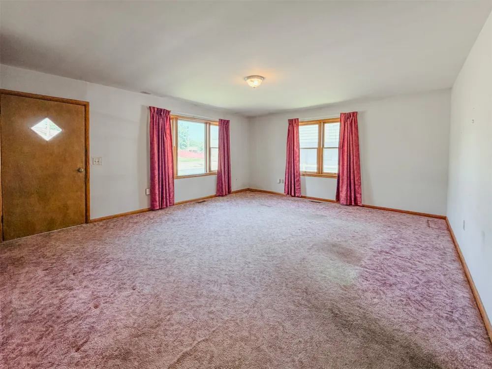 1121 W 4th Street Tahlequah, OK 74464