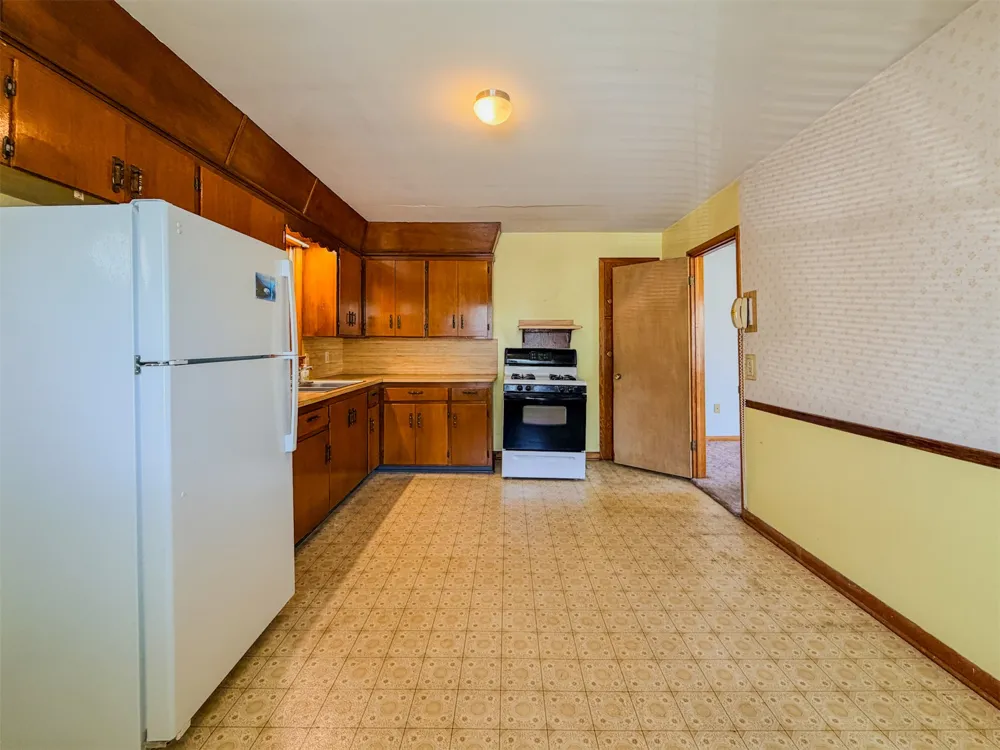 1121 W 4th Street Tahlequah, OK 74464