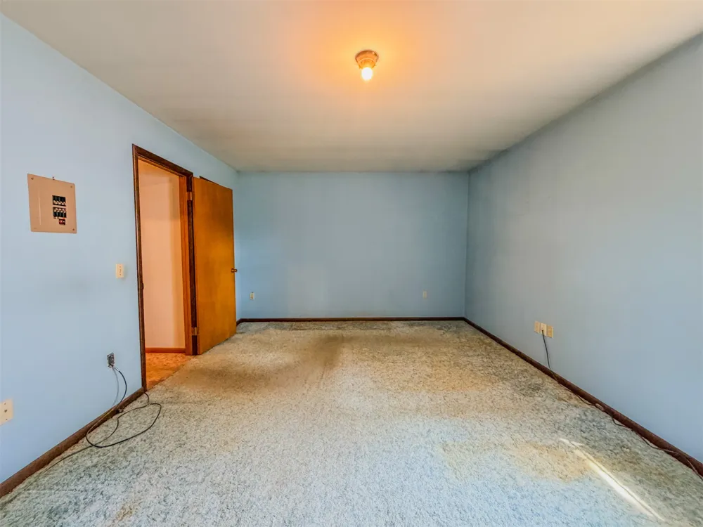 1121 W 4th Street Tahlequah, OK 74464