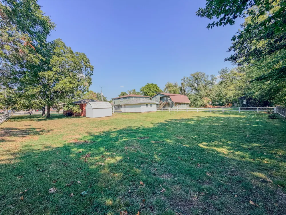 1121 W 4th Street Tahlequah, OK 74464