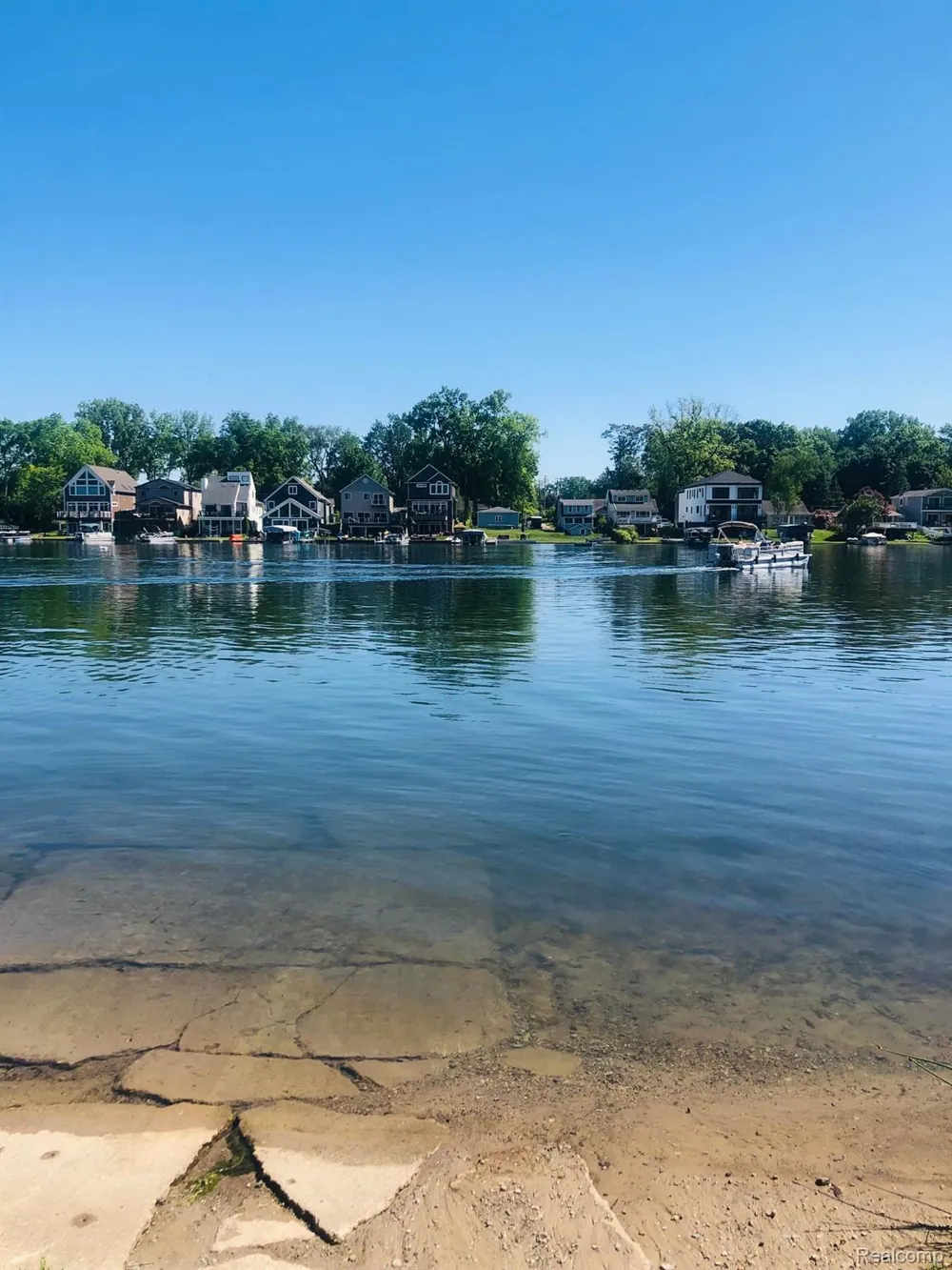 8396 Cooley Beach Drive White Lake Charter Township, MI 48386