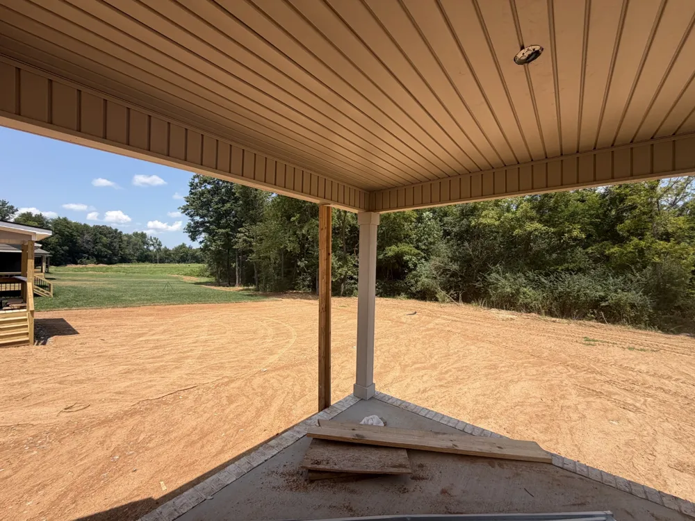 352 Hereford Farms Clarksville, TN 37043