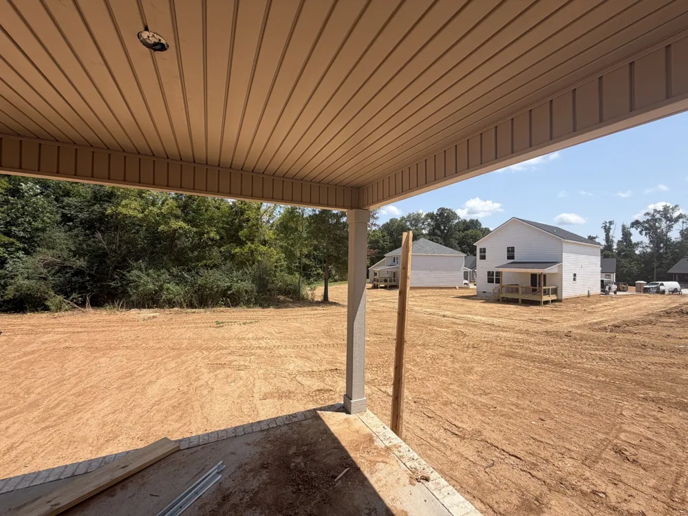 352 Hereford Farms Clarksville, TN 37043