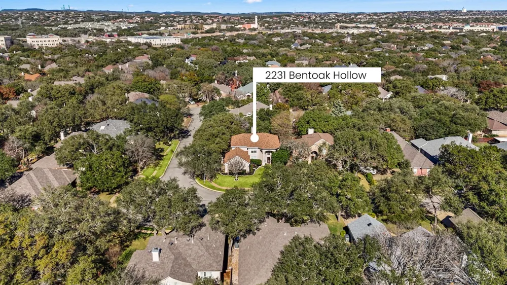 2231 Bentoak Hollow San Antonio, TX 78248