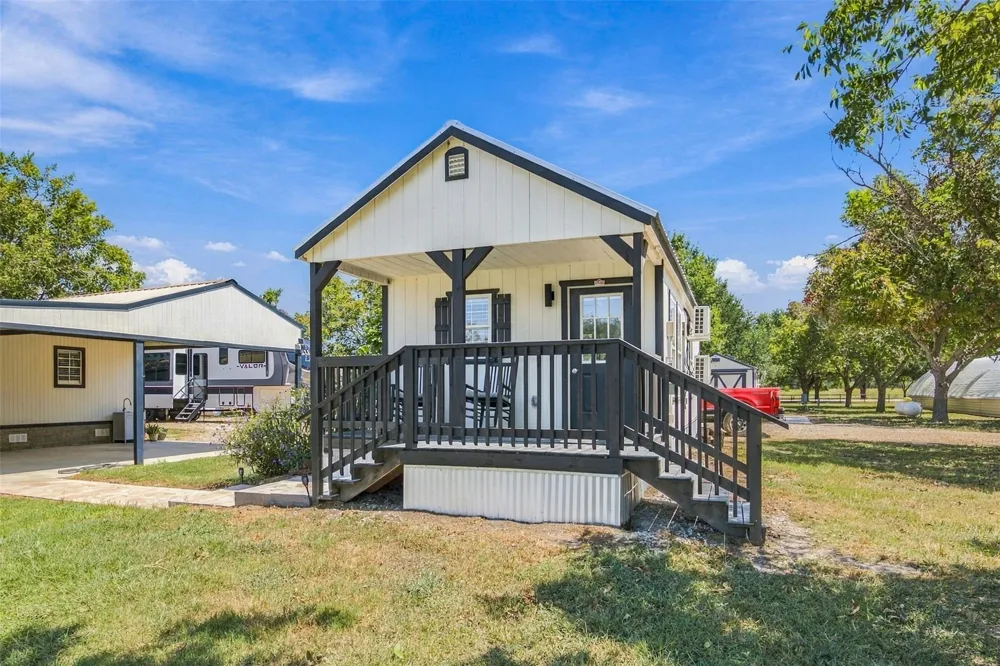 2840 Riverwood Road Gonzales, TX 78629