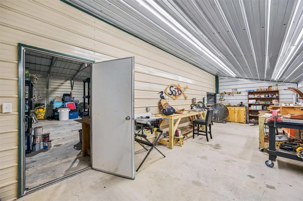 2840 Riverwood Road Gonzales, TX 78629