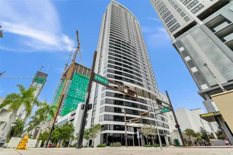 225 Miami Ave #2208