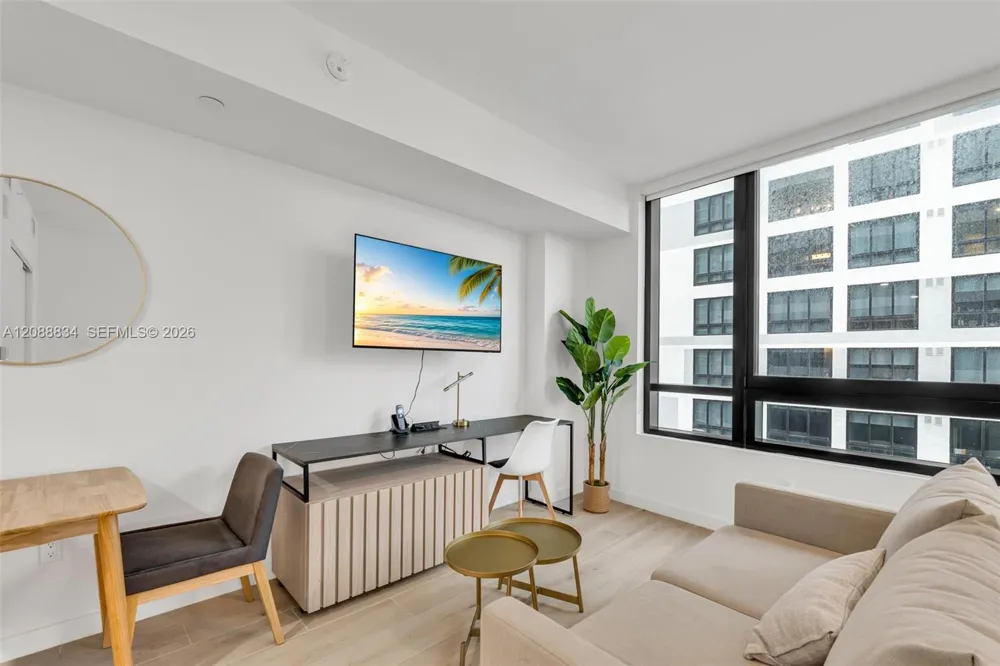 225 Miami Ave #2208 Miami, FL 33128