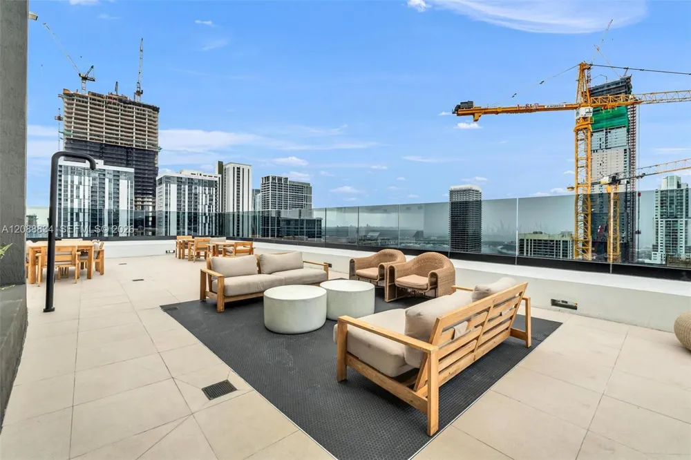 225 Miami Ave #2208 Miami, FL 33128